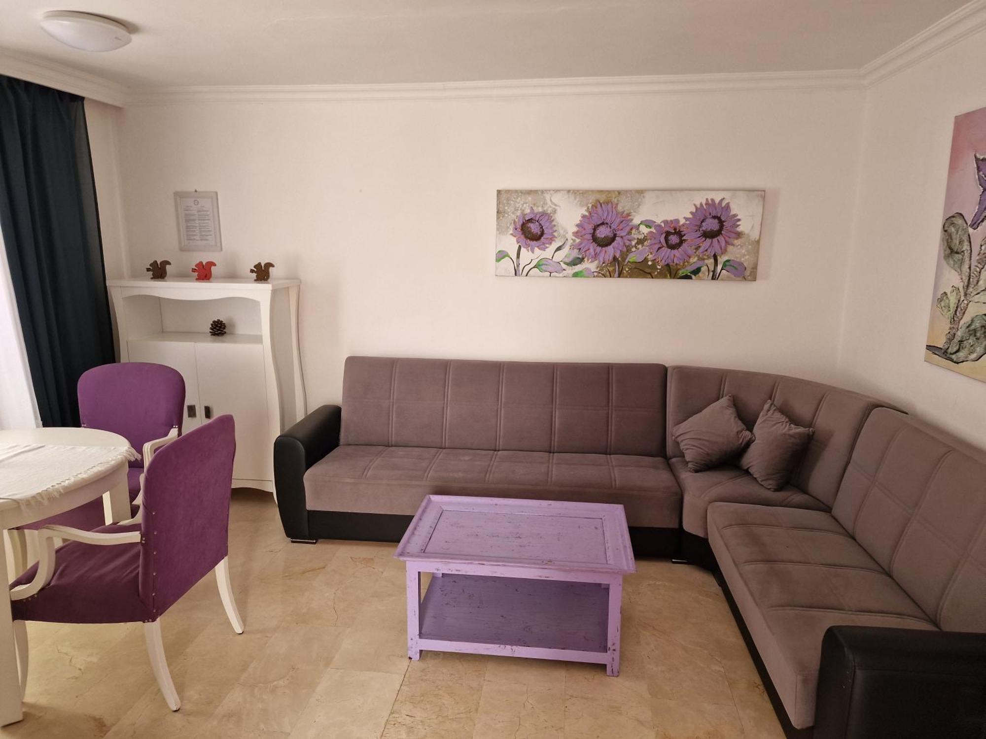 Aparthotel Lavanda 3*